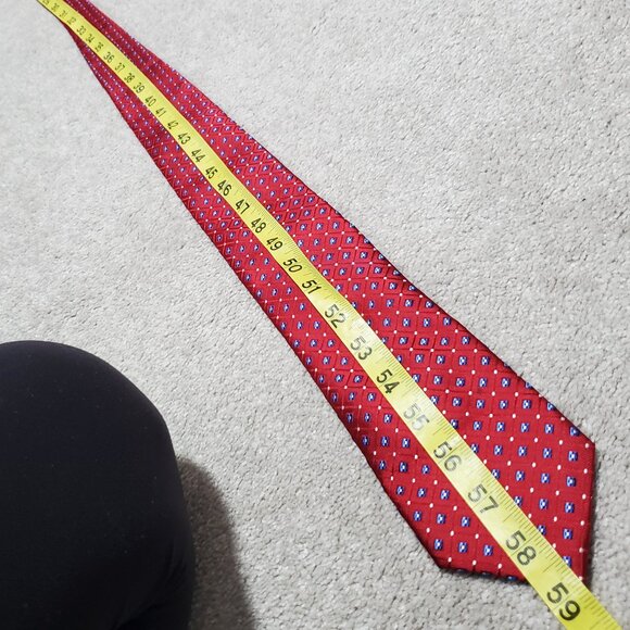 NAUTICA 100% Silk Neck Tie Necktie Geometric Office Red White Blue 3.25" x 59" - Picture 8 of 8